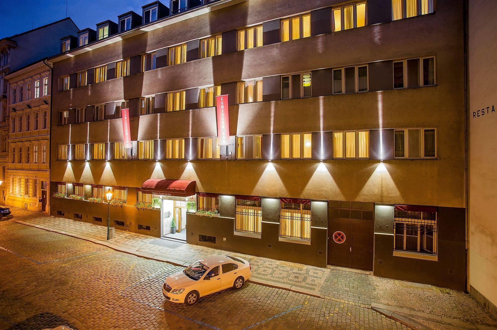 Cloister Inn Hotel Praga Exterior foto